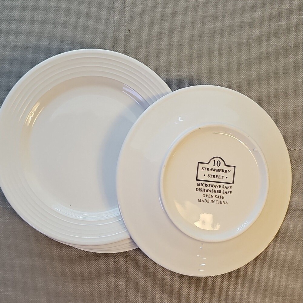 Strawberry Street 10in White Round Ceramic Dinner Plate Microwave/Oven Safe